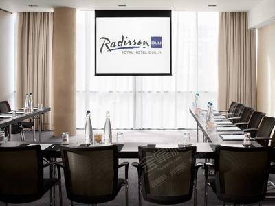 Radisson Blu Royal Hotel DublinField Suite 1+2基础图库5